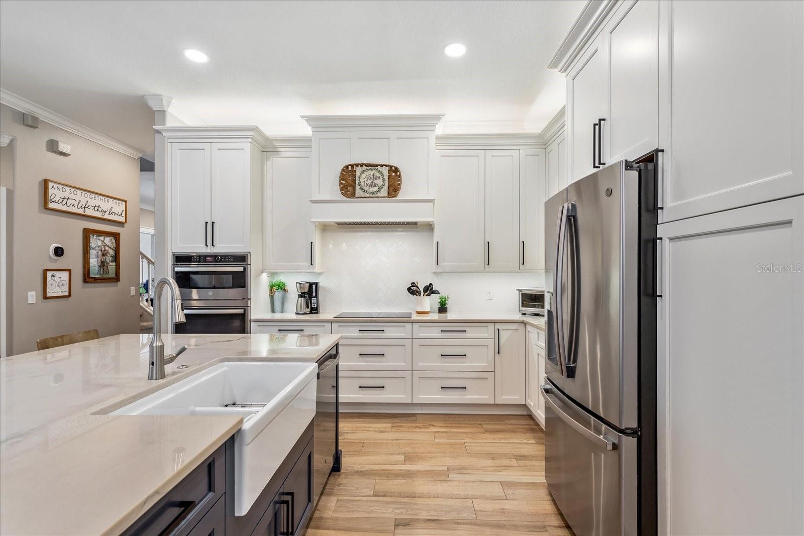 9880 MONTCLAIR CIR, APOPKA, FL, 32703