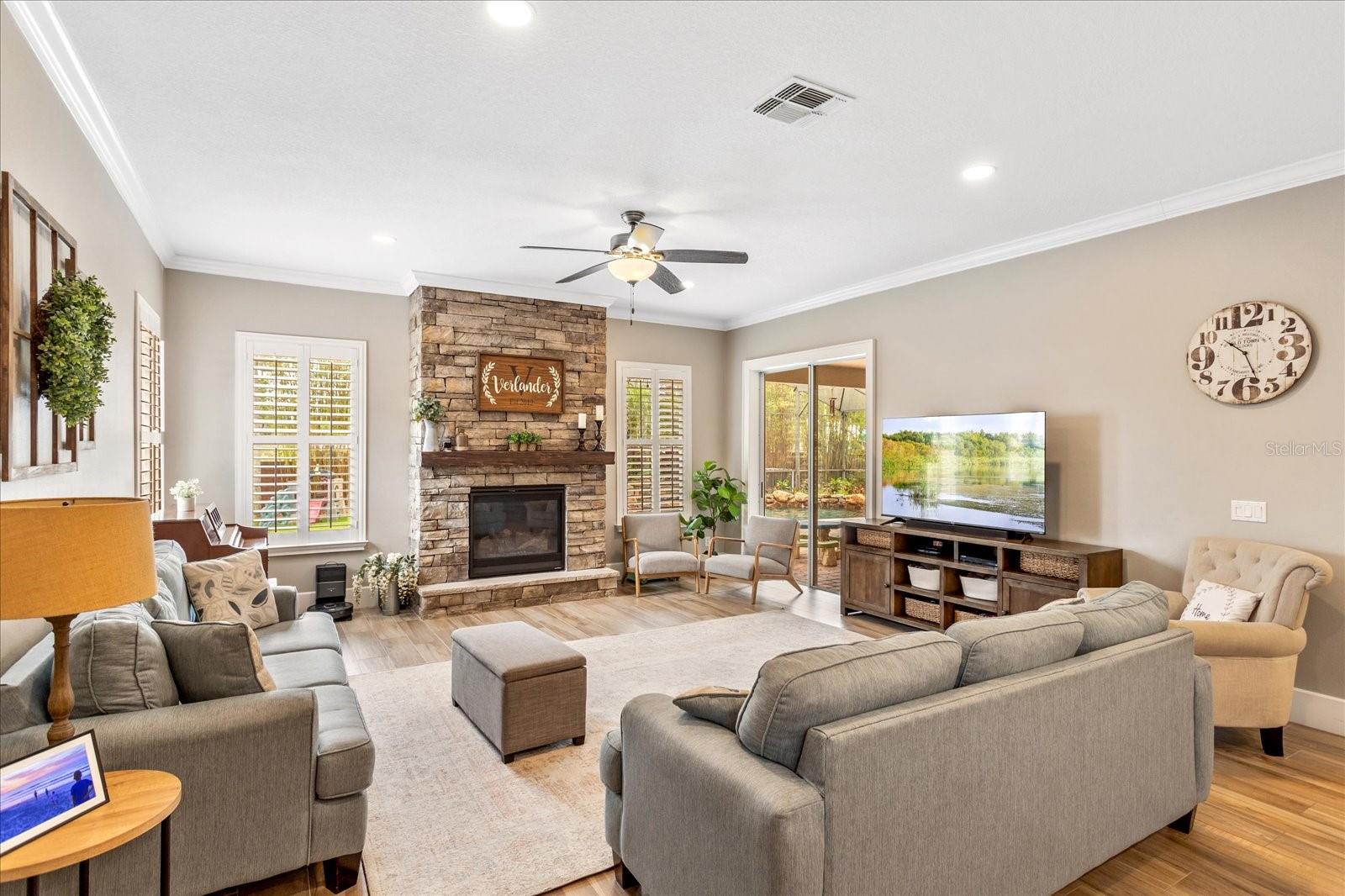 9880 MONTCLAIR CIR, APOPKA, FL, 32703