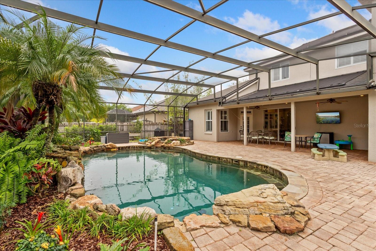 9880 MONTCLAIR CIR, APOPKA, FL, 32703