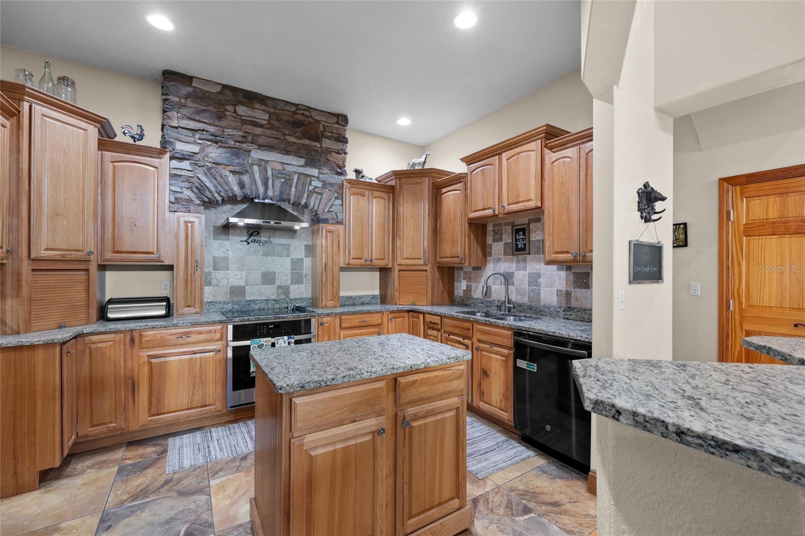 367 SW BLUE BIRD CT, FORT WHITE, FL, 32038