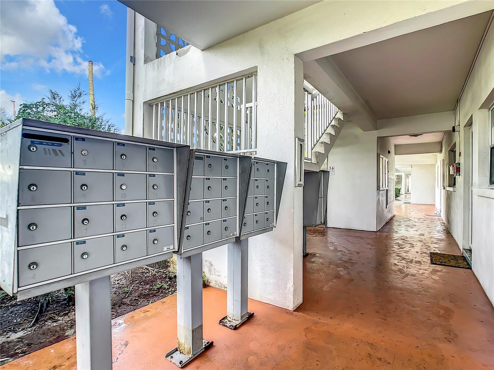 5150 10TH AVE N #302, ST PETERSBURG, FL, 33710