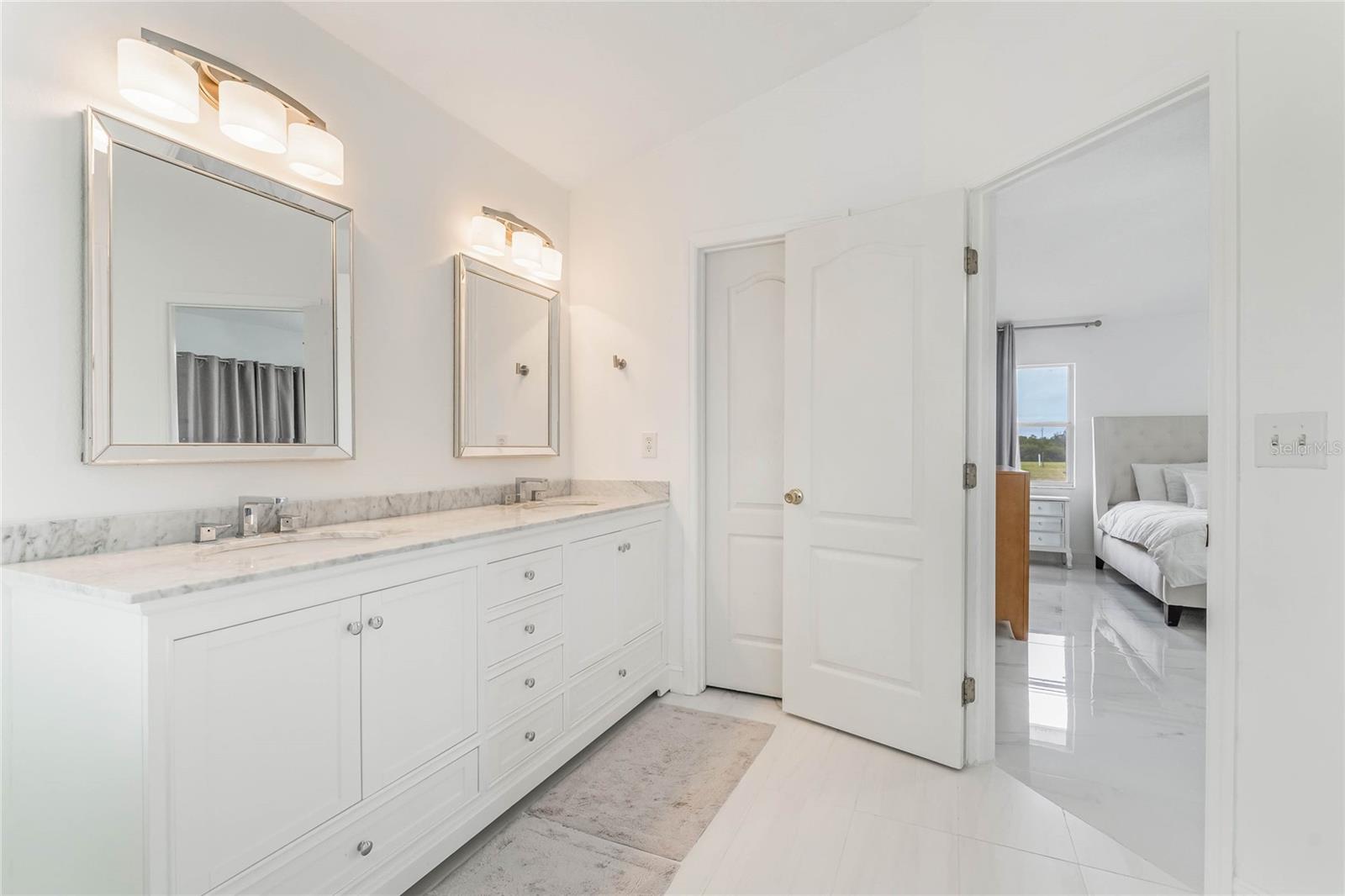 11400 LOVERS LN, WINTER GARDEN, FL, 34787