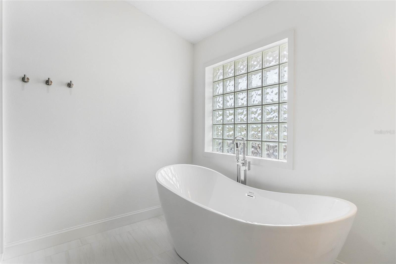 11400 LOVERS LN, WINTER GARDEN, FL, 34787