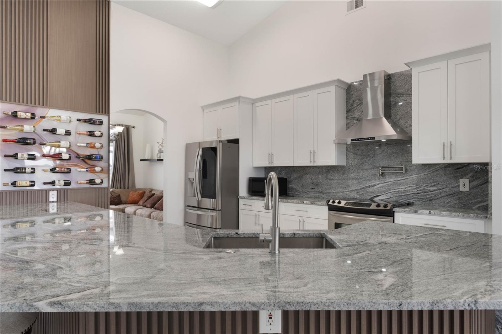 11400 LOVERS LN, WINTER GARDEN, FL, 34787