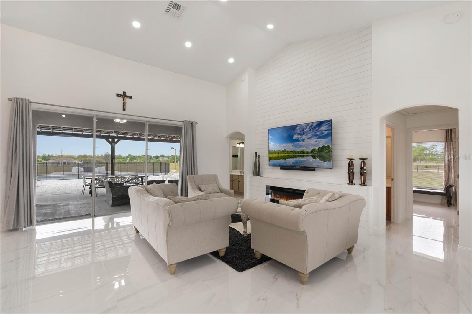 11400 LOVERS LN, WINTER GARDEN, FL, 34787