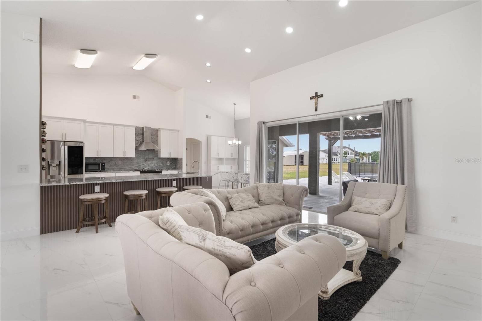 11400 LOVERS LN, WINTER GARDEN, FL, 34787