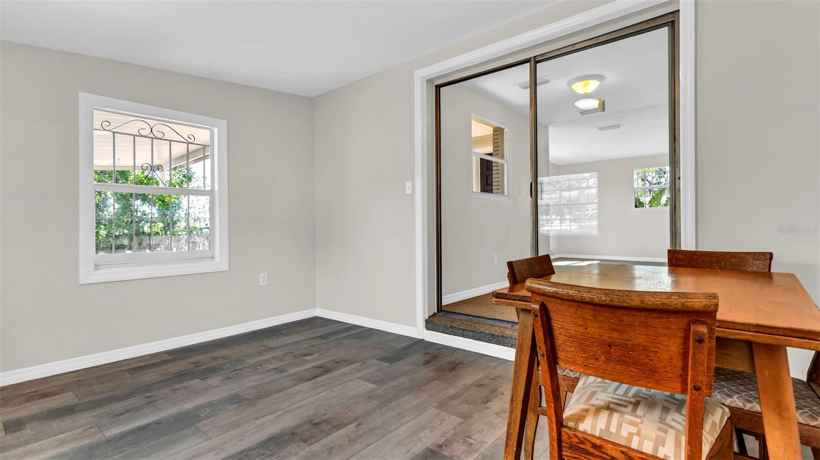 5609 GOLDEN DR, TAMPA, FL, 33634