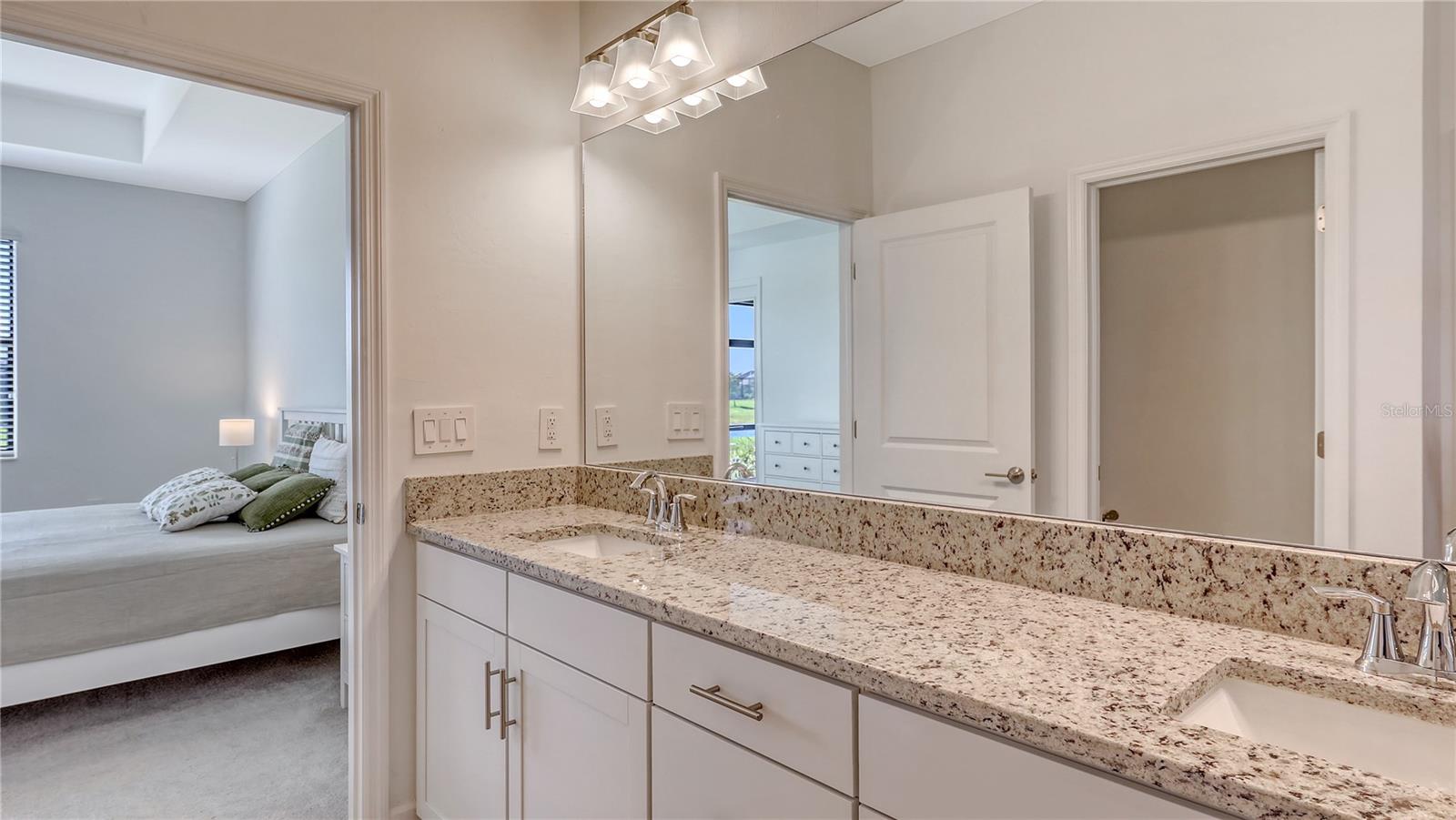 15332 SERENE SHORES LOOP ST, BRADENTON, FL, 34211