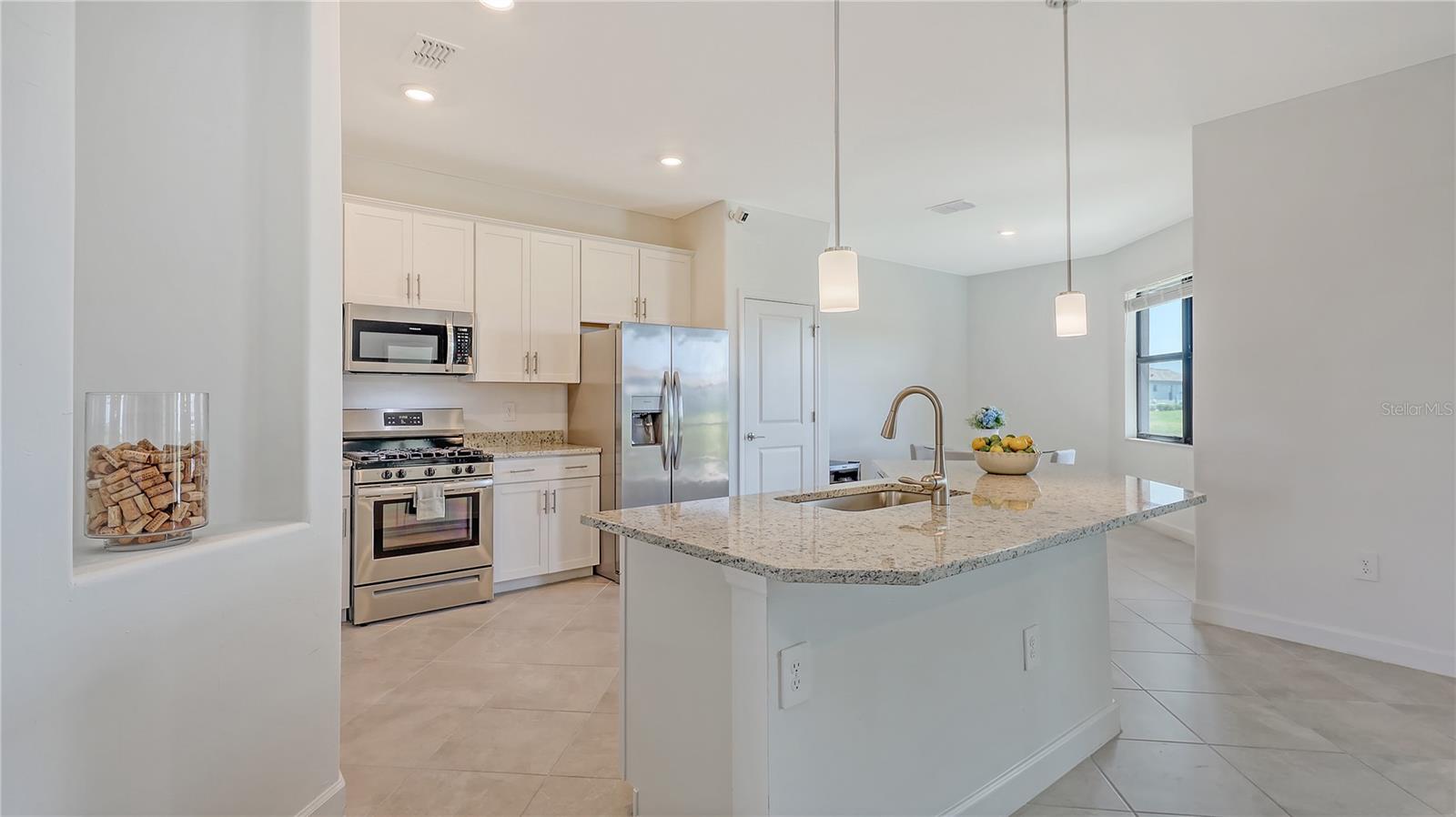 15332 SERENE SHORES LOOP ST, BRADENTON, FL, 34211