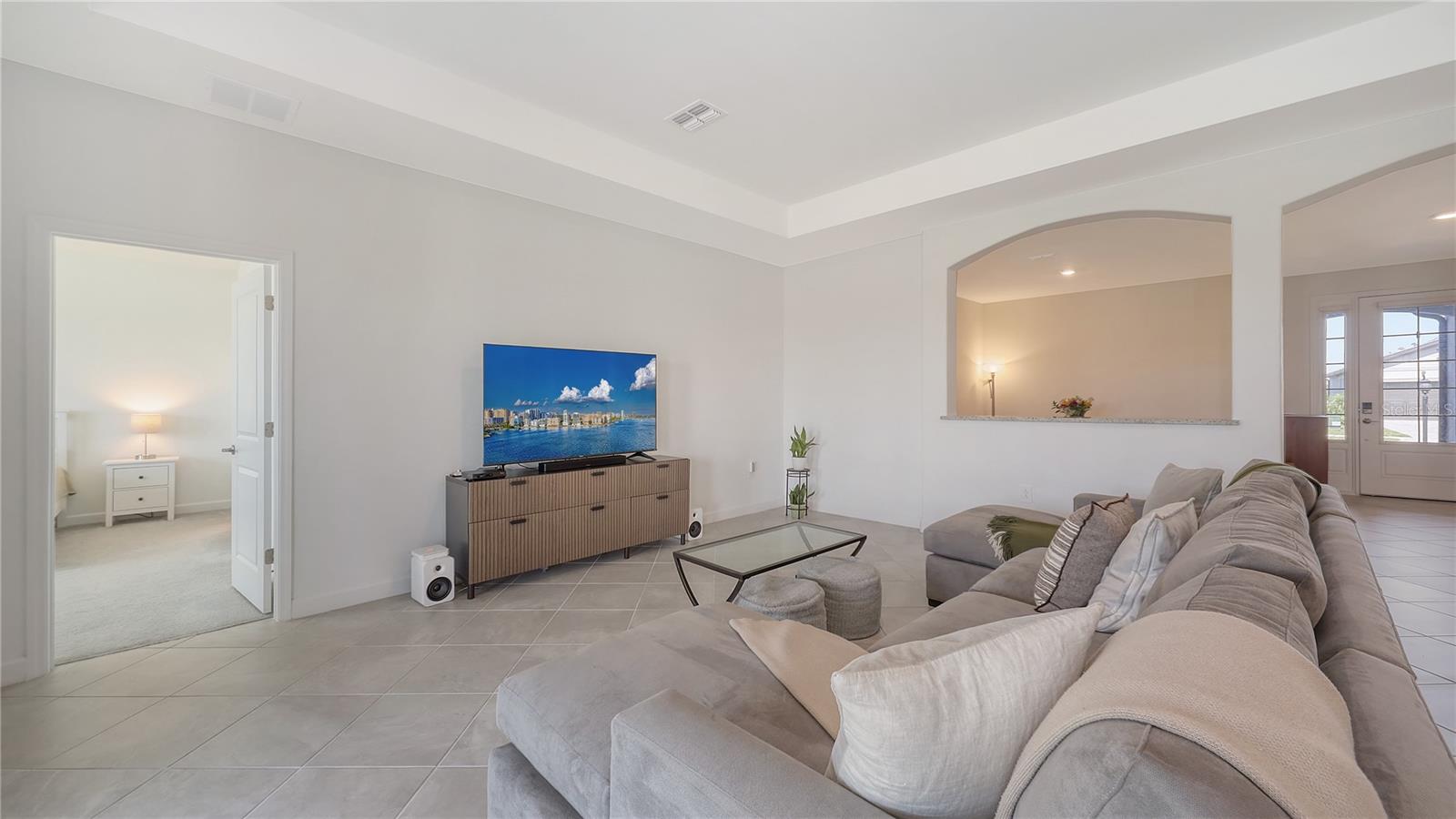 15332 SERENE SHORES LOOP ST, BRADENTON, FL, 34211