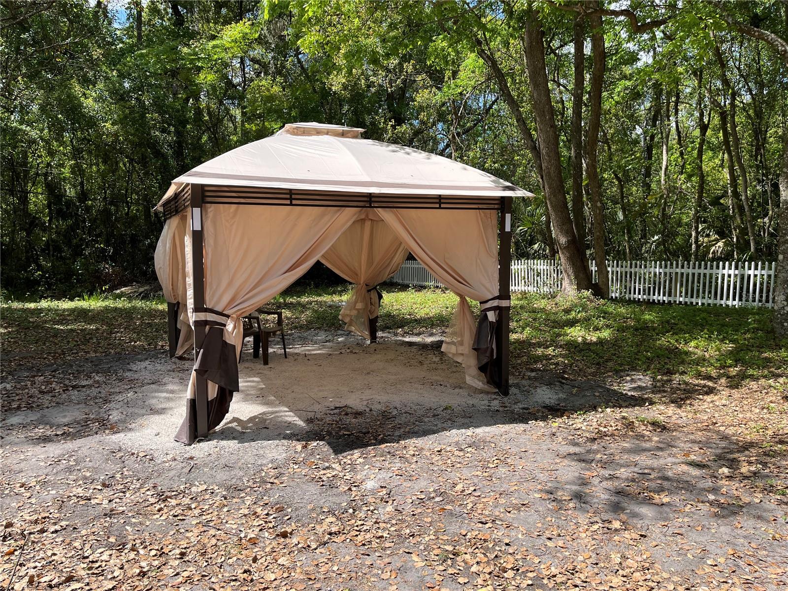 108 SW 8TH ST, MICANOPY, FL, 32667