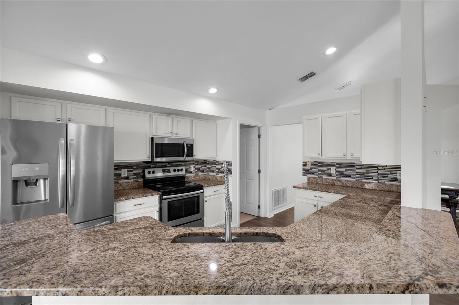 1940 SOUTHERN DUNES BLVD, HAINES CITY, FL, 33844