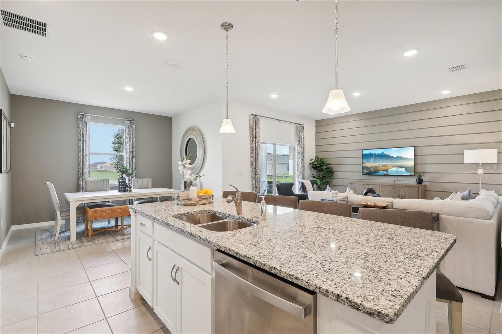 10132 HUNTINGNET WAY, LEESBURG, FL, 34748