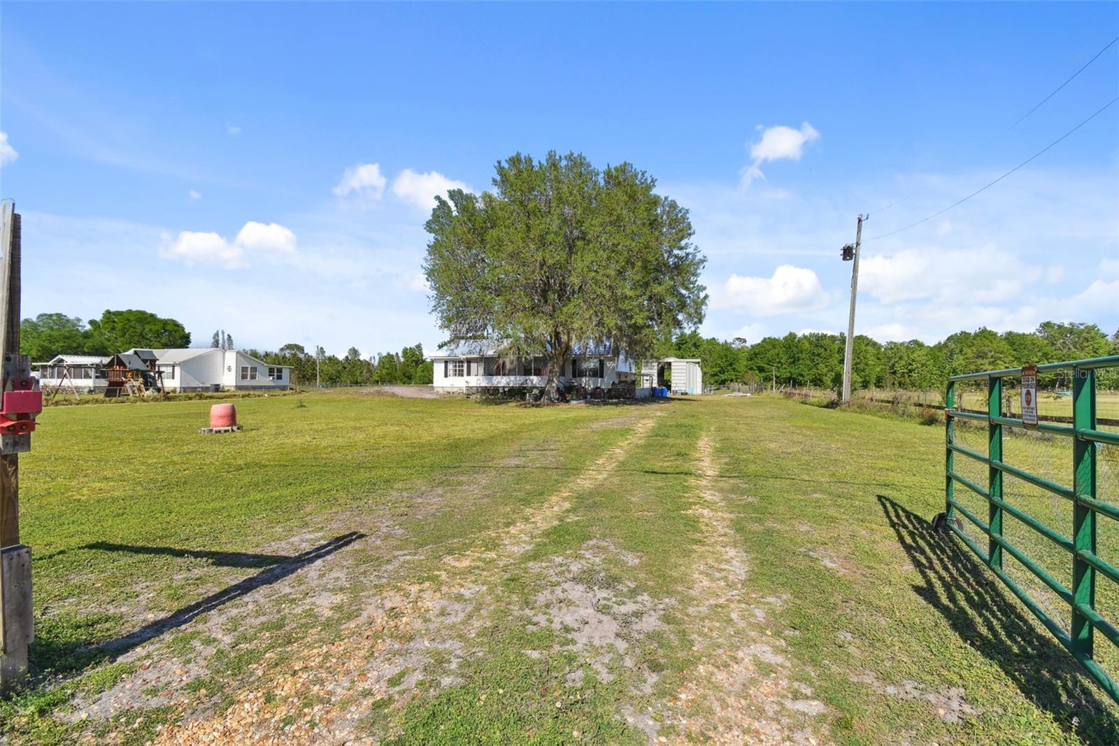12205 OLD DADE CITY RD, KATHLEEN, FL, 33849