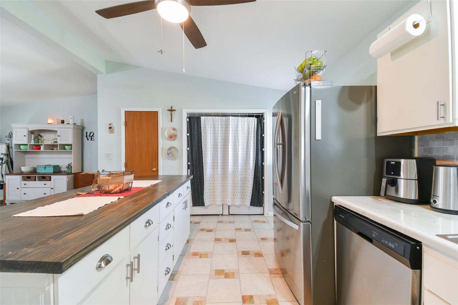 12205 OLD DADE CITY RD, KATHLEEN, FL, 33849