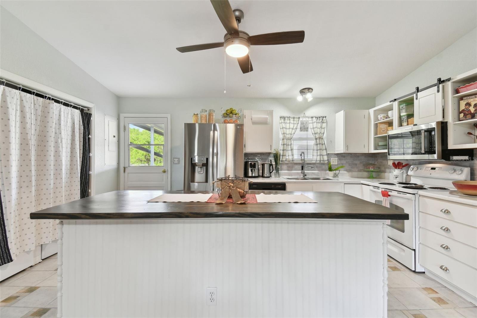 12205 OLD DADE CITY RD, KATHLEEN, FL, 33849