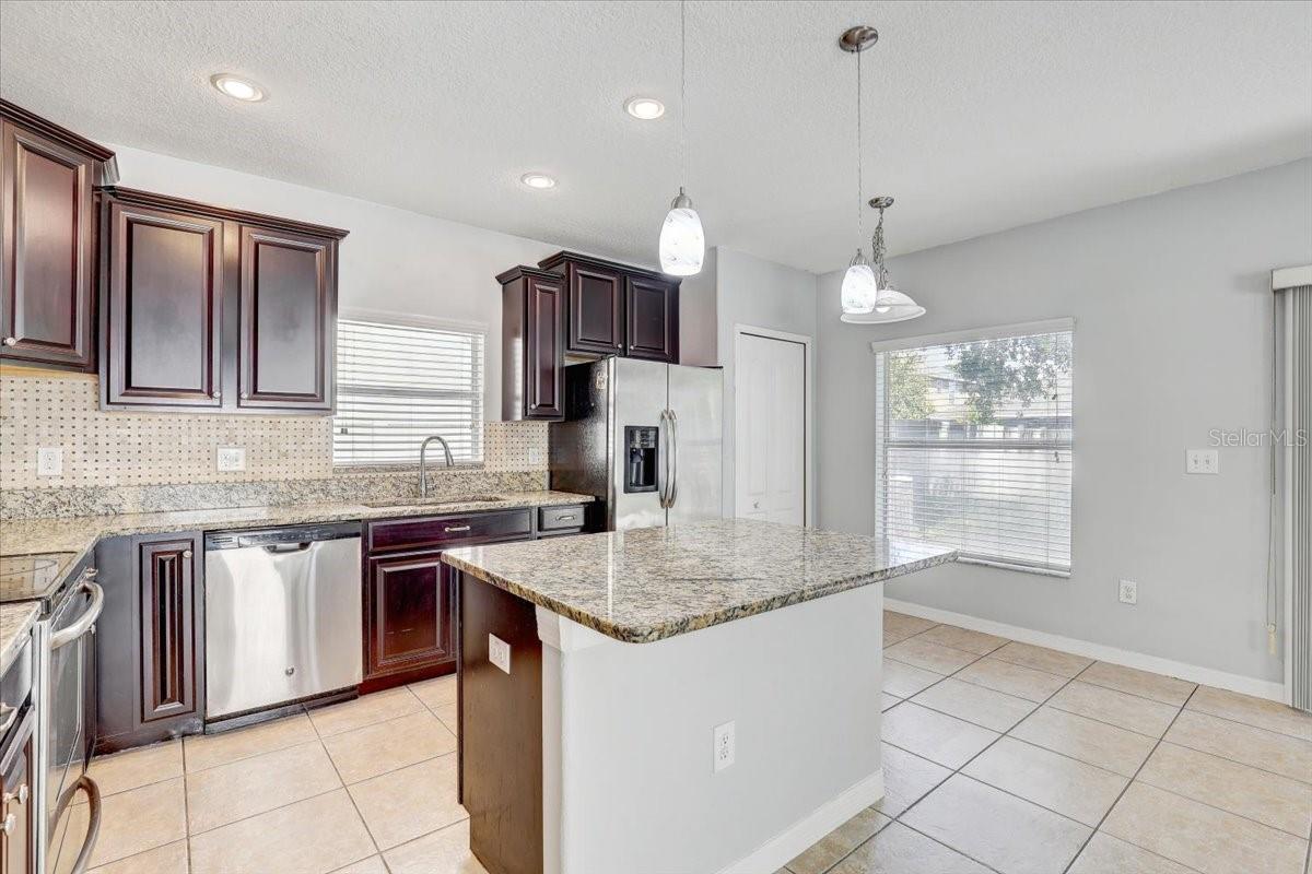 10524 WHITE PEACOCK PL, RIVERVIEW, FL, 33578