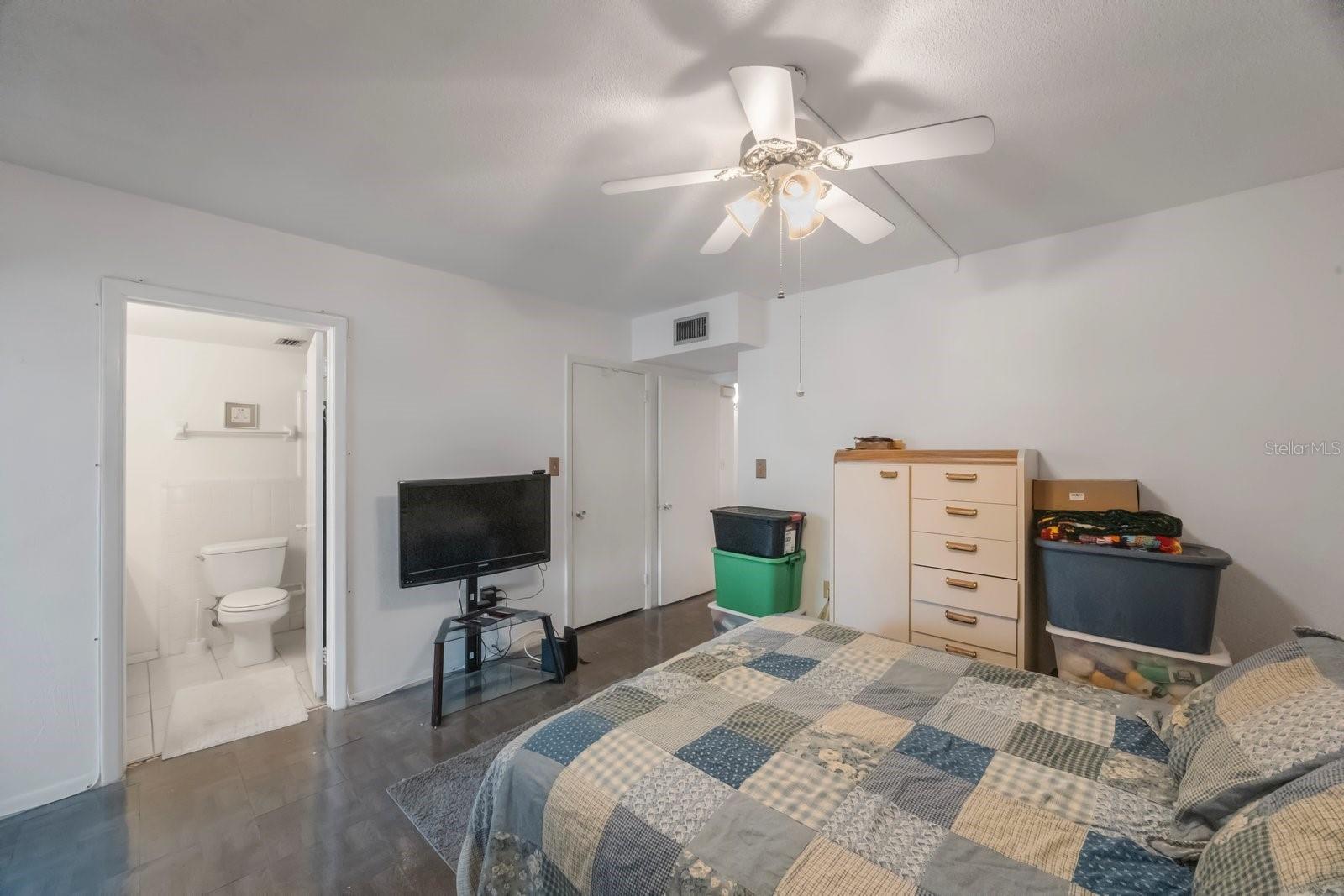 9945 47TH AVE N #203, ST PETERSBURG, FL, 33708