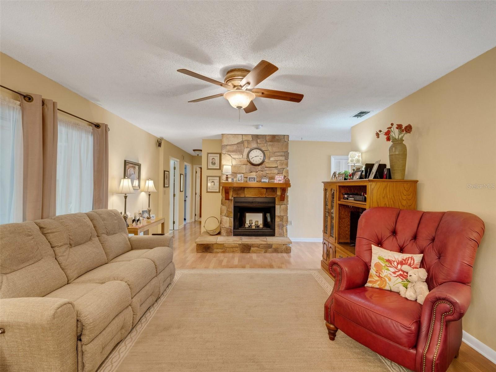 2013 HIGH GLEN CT S, LAKELAND, FL, 33813