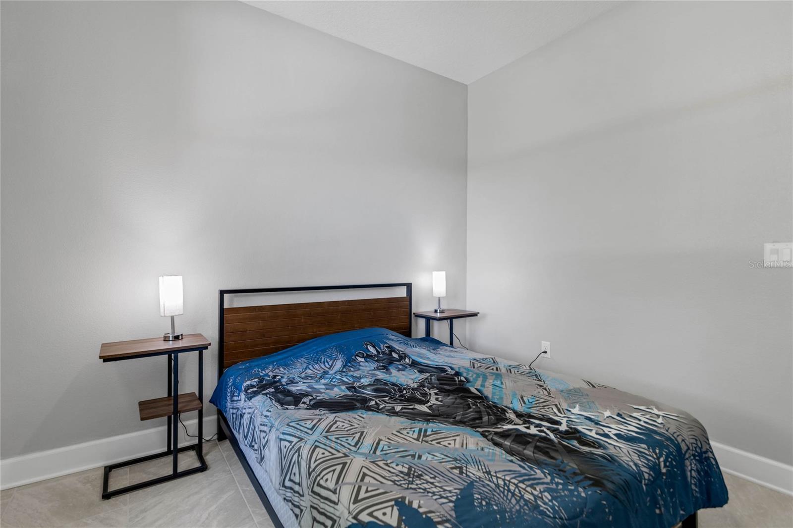 370 ROUTH AVE, NEW SMYRNA BEACH, FL, 32168