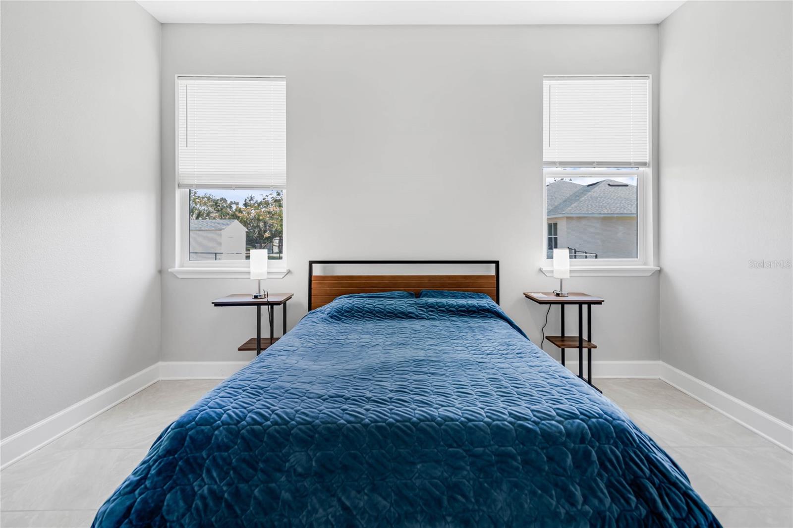 370 ROUTH AVE, NEW SMYRNA BEACH, FL, 32168