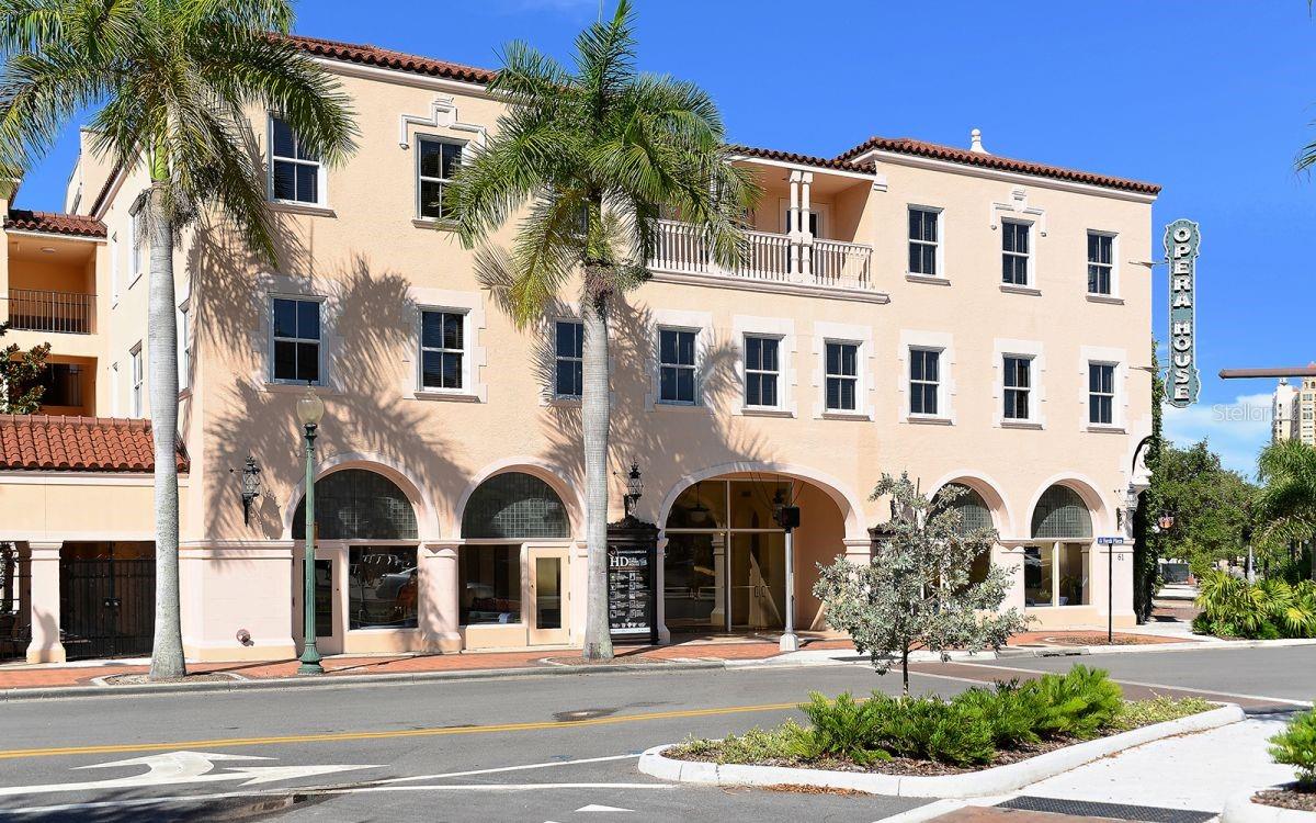 2462 MANGUM CT #2462, SARASOTA, FL, 34237