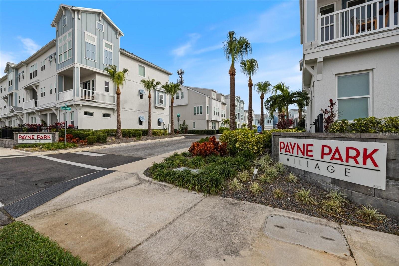 2462 MANGUM CT #2462, SARASOTA, FL, 34237