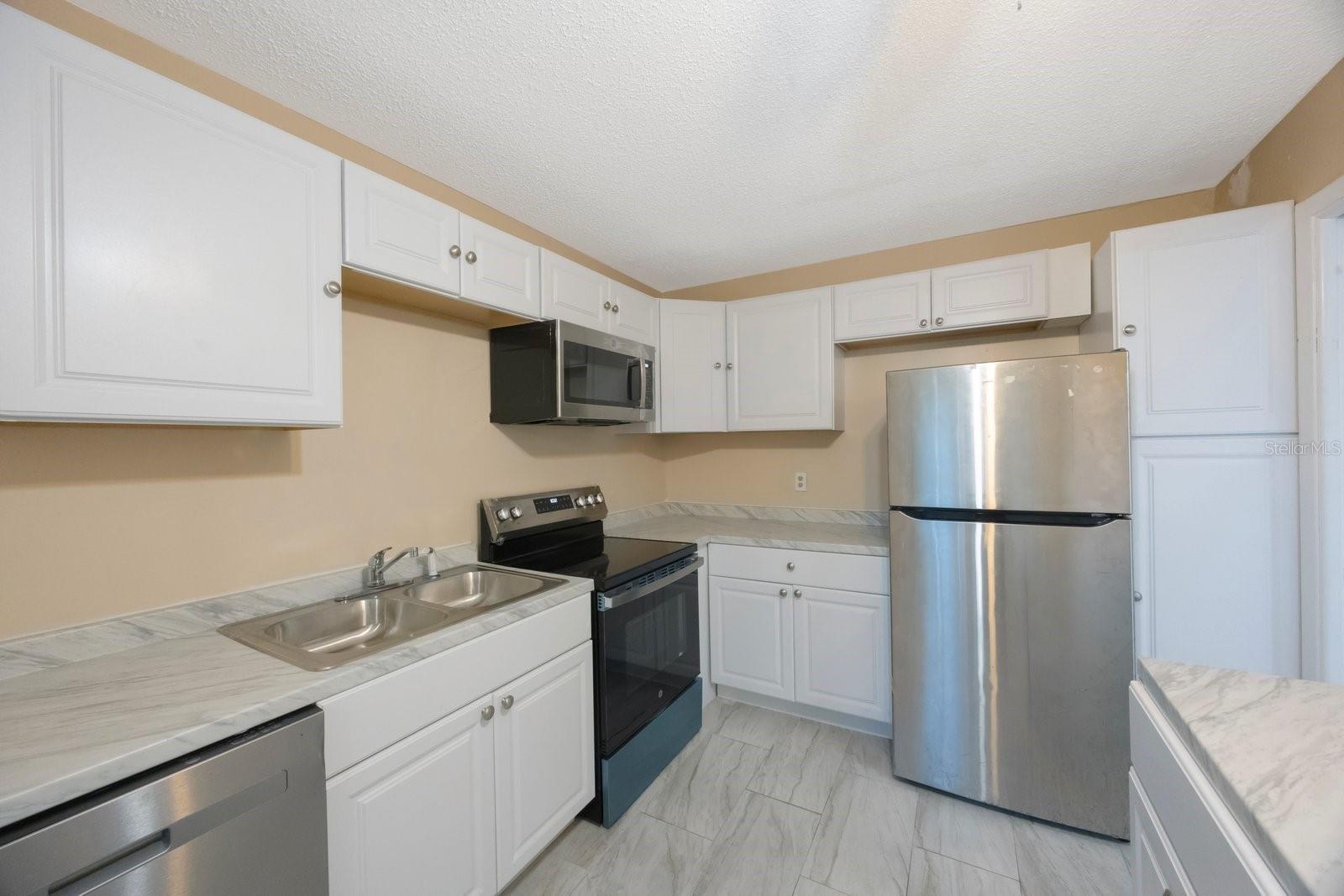 2205 BELLEAIR RD #A24, CLEARWATER, FL, 33764