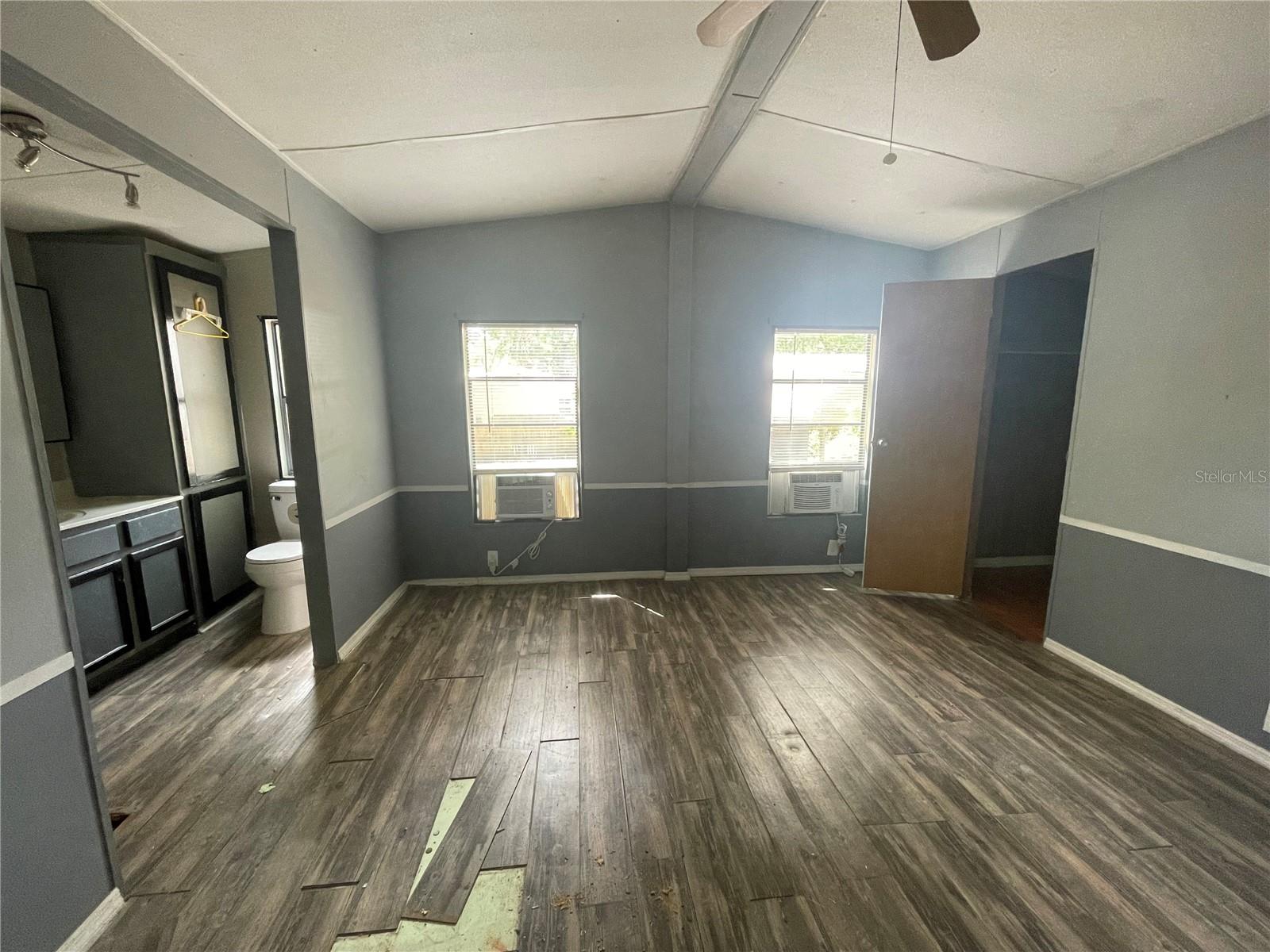 43125 E 2ND ST, PAISLEY, FL, 32767