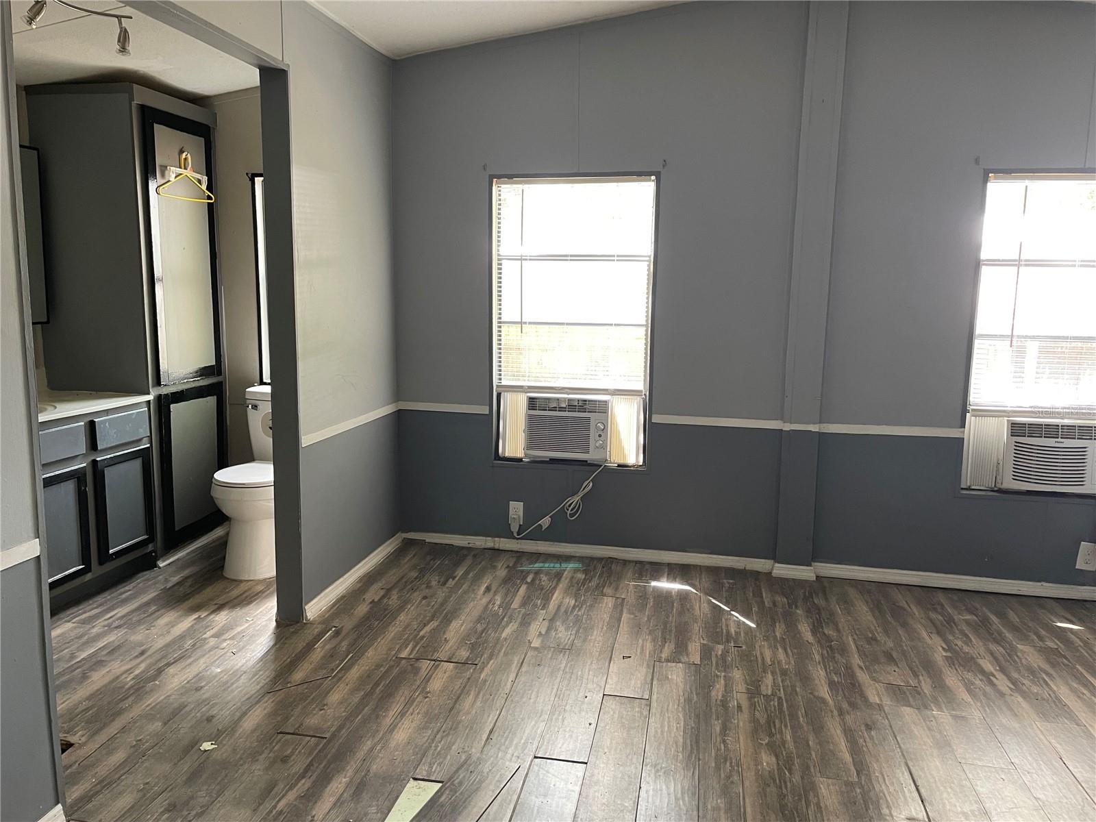 43125 E 2ND ST, PAISLEY, FL, 32767