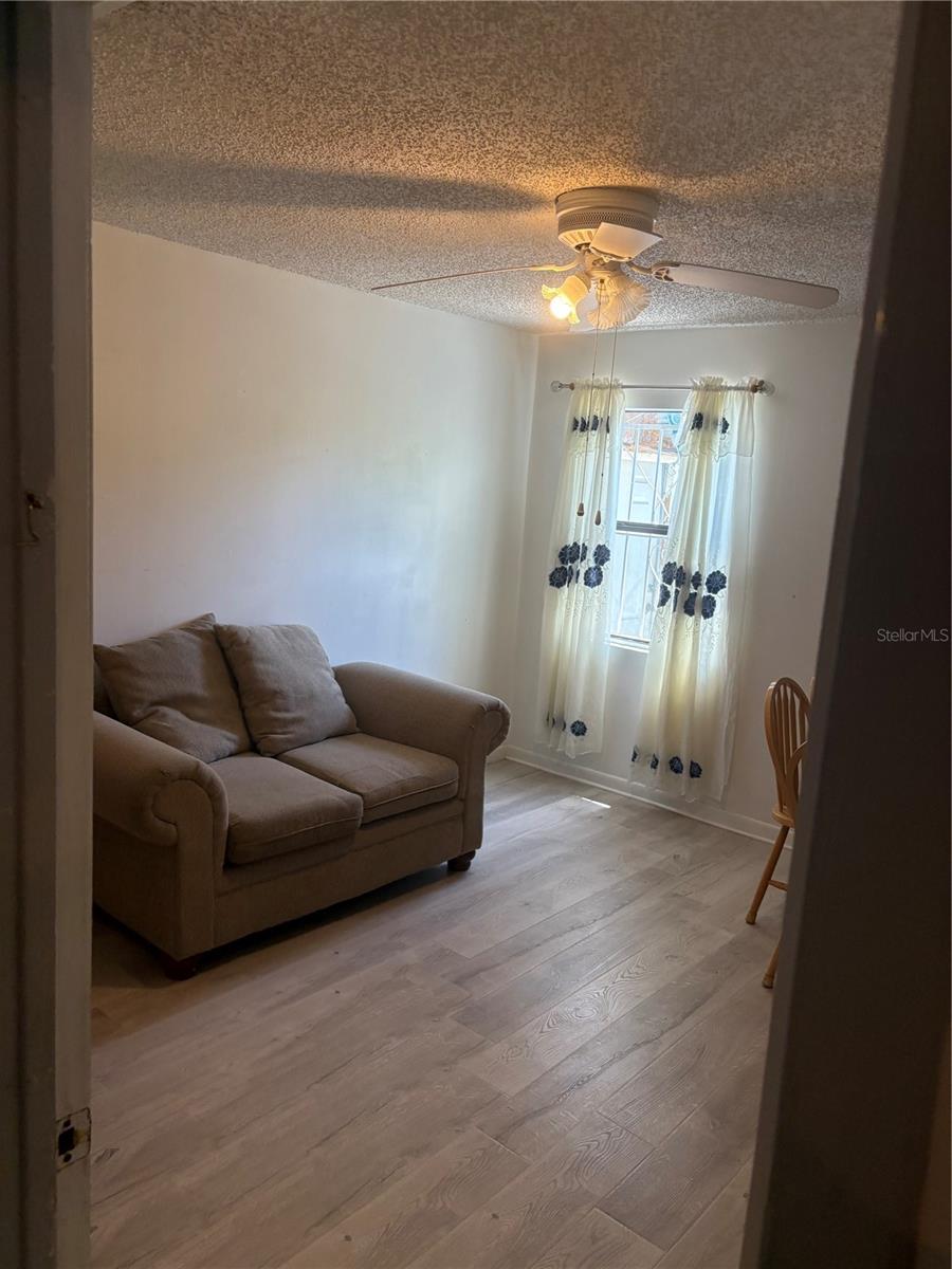 2306 W VIRGINIA AVE, TAMPA, FL, 33607