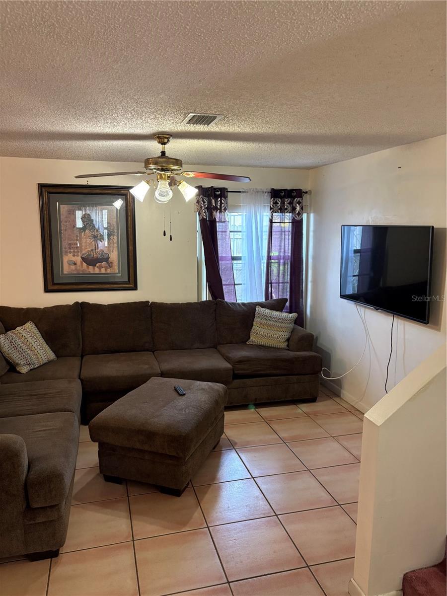 2306 W VIRGINIA AVE, TAMPA, FL, 33607