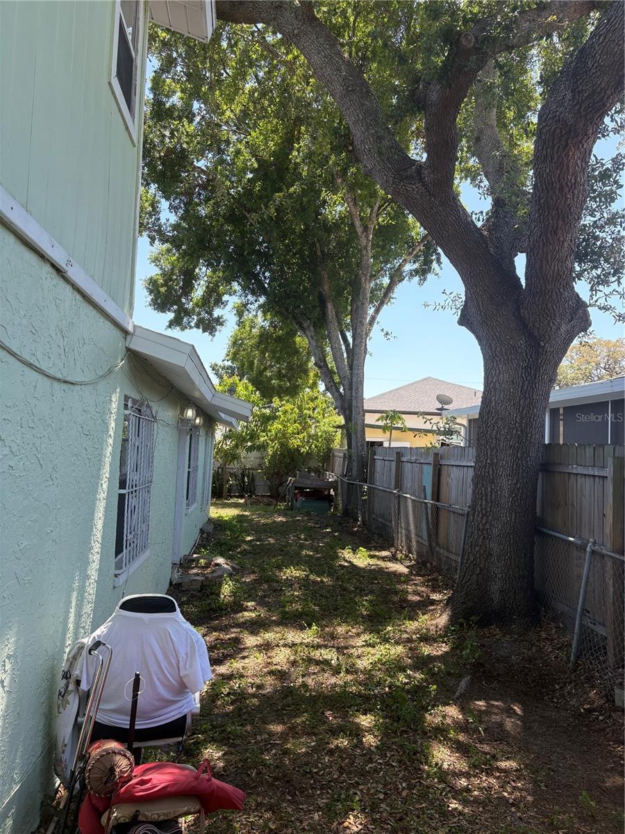 2306 W VIRGINIA AVE, TAMPA, FL, 33607