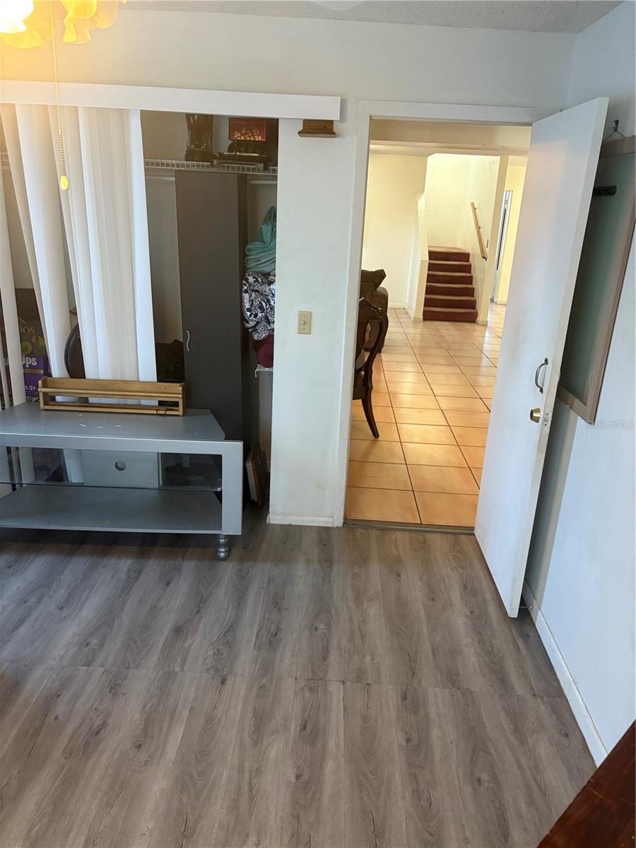 2306 W VIRGINIA AVE, TAMPA, FL, 33607