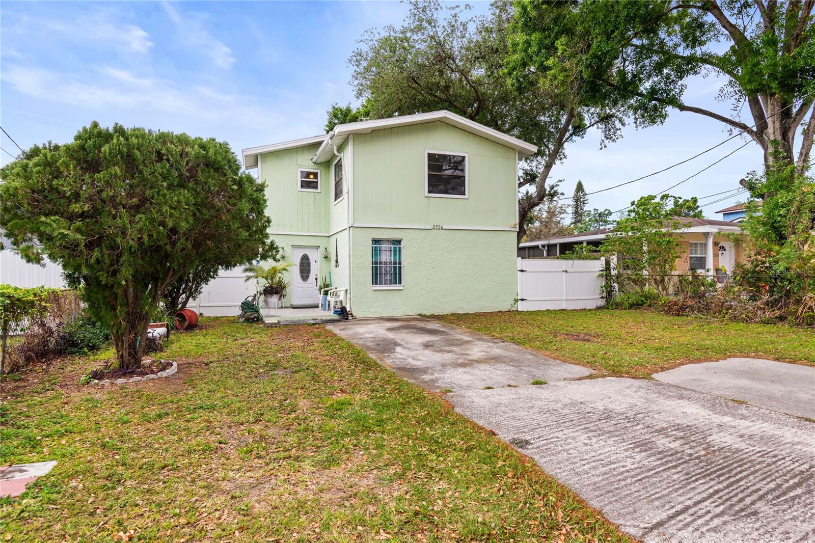 2306 W VIRGINIA AVE, TAMPA, FL, 33607