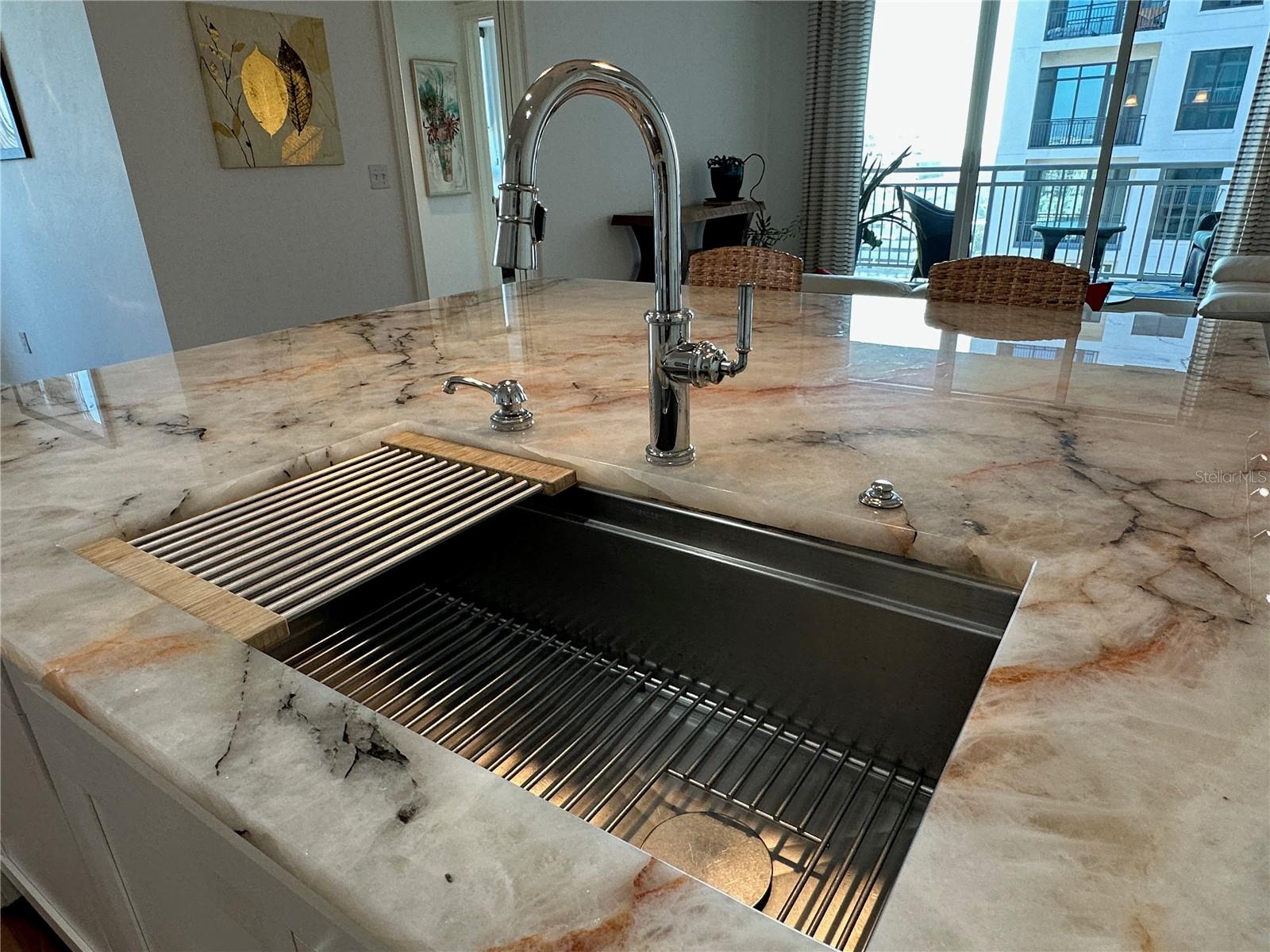 1350 MAIN ST #1401, SARASOTA, FL, 34236