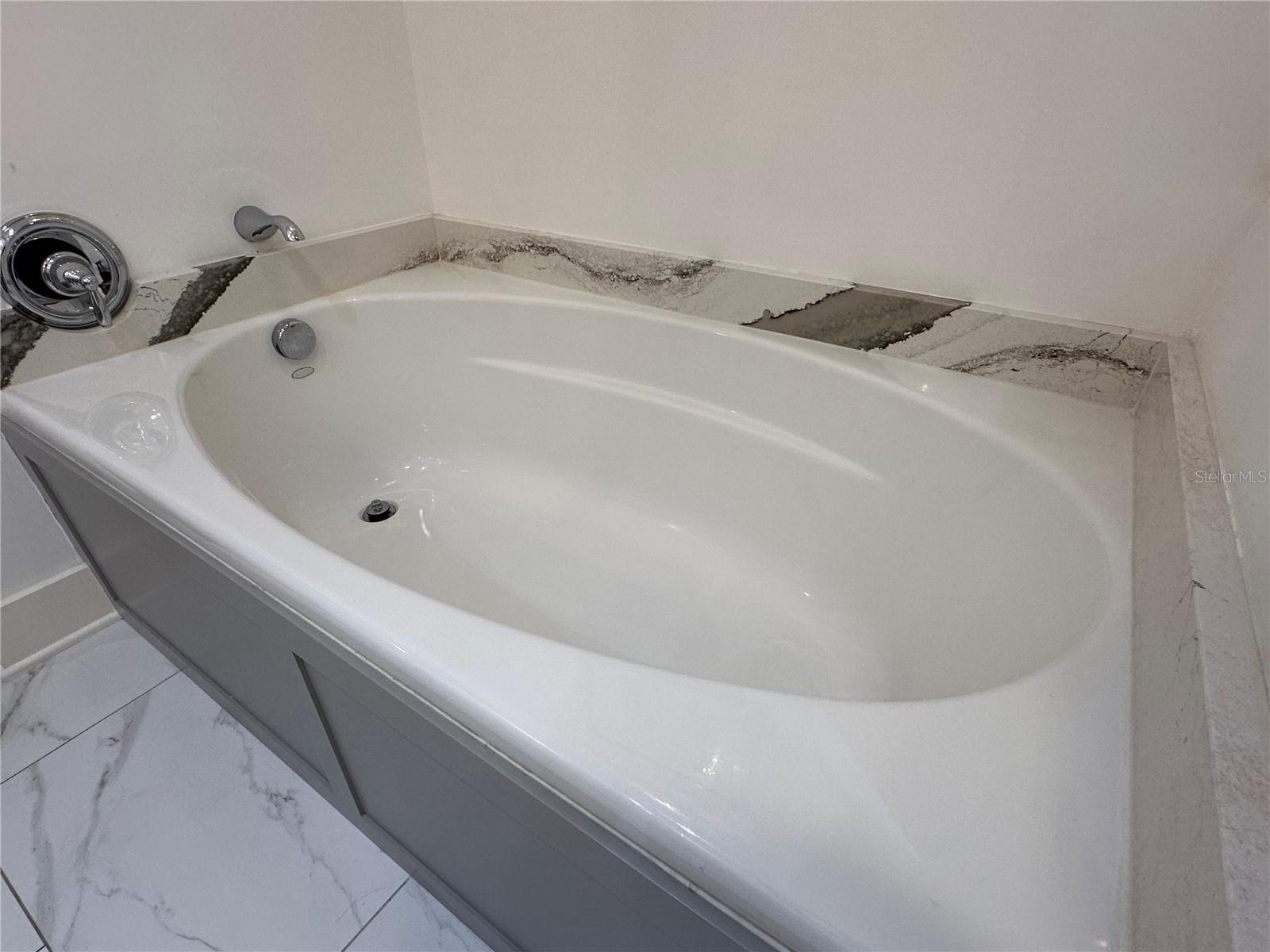 1350 MAIN ST #1401, SARASOTA, FL, 34236