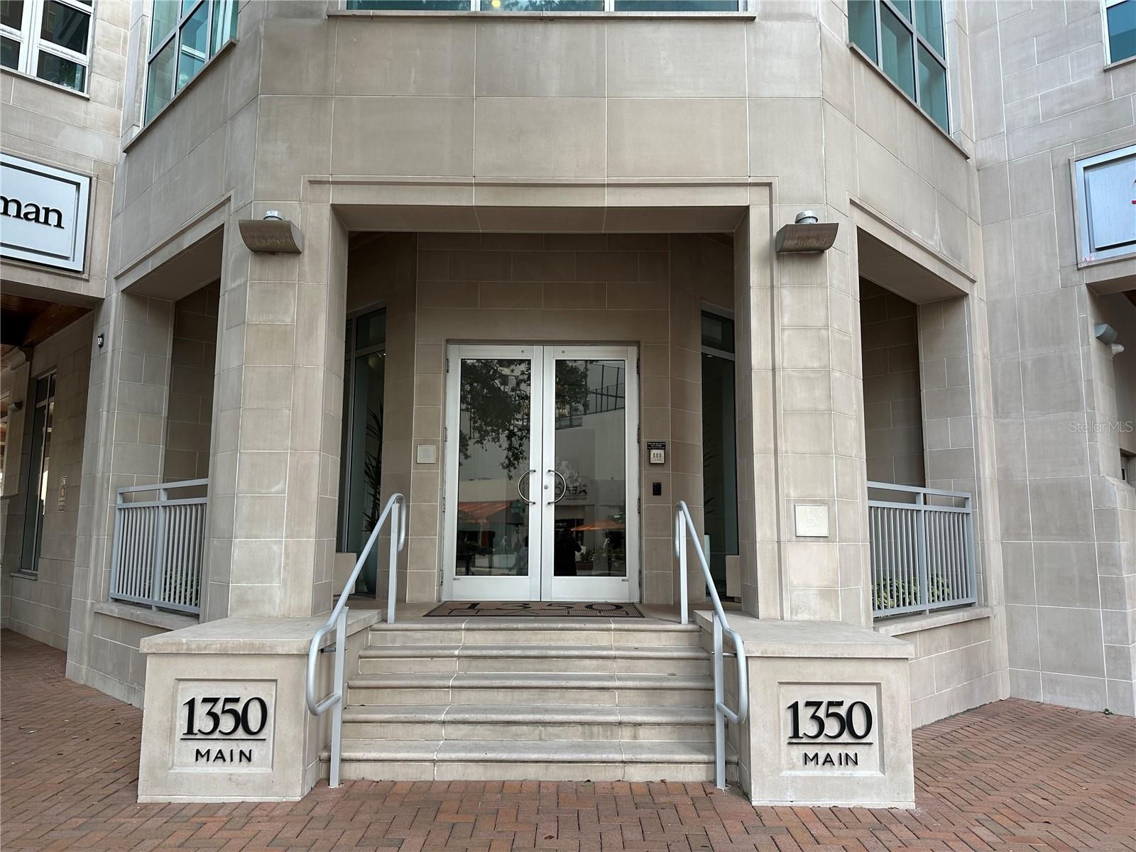 1350 MAIN ST #1401, SARASOTA, FL, 34236