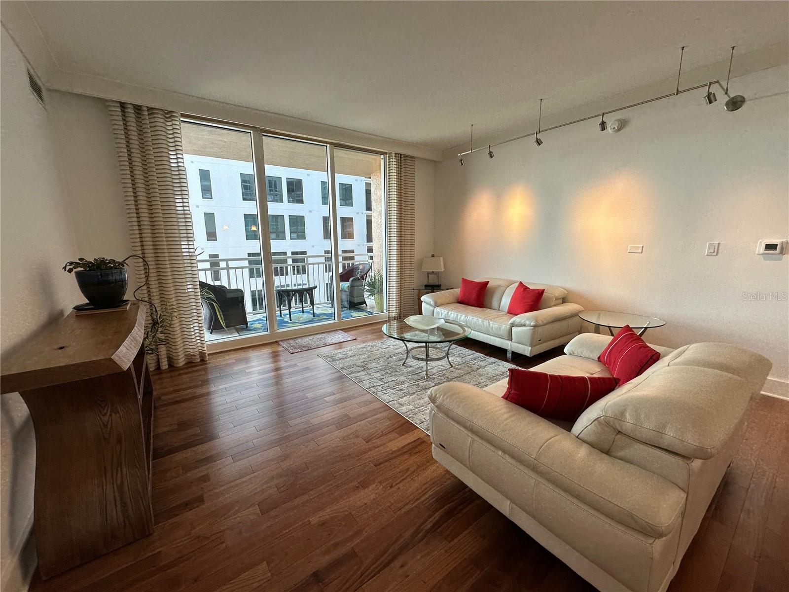 1350 MAIN ST #1401, SARASOTA, FL, 34236