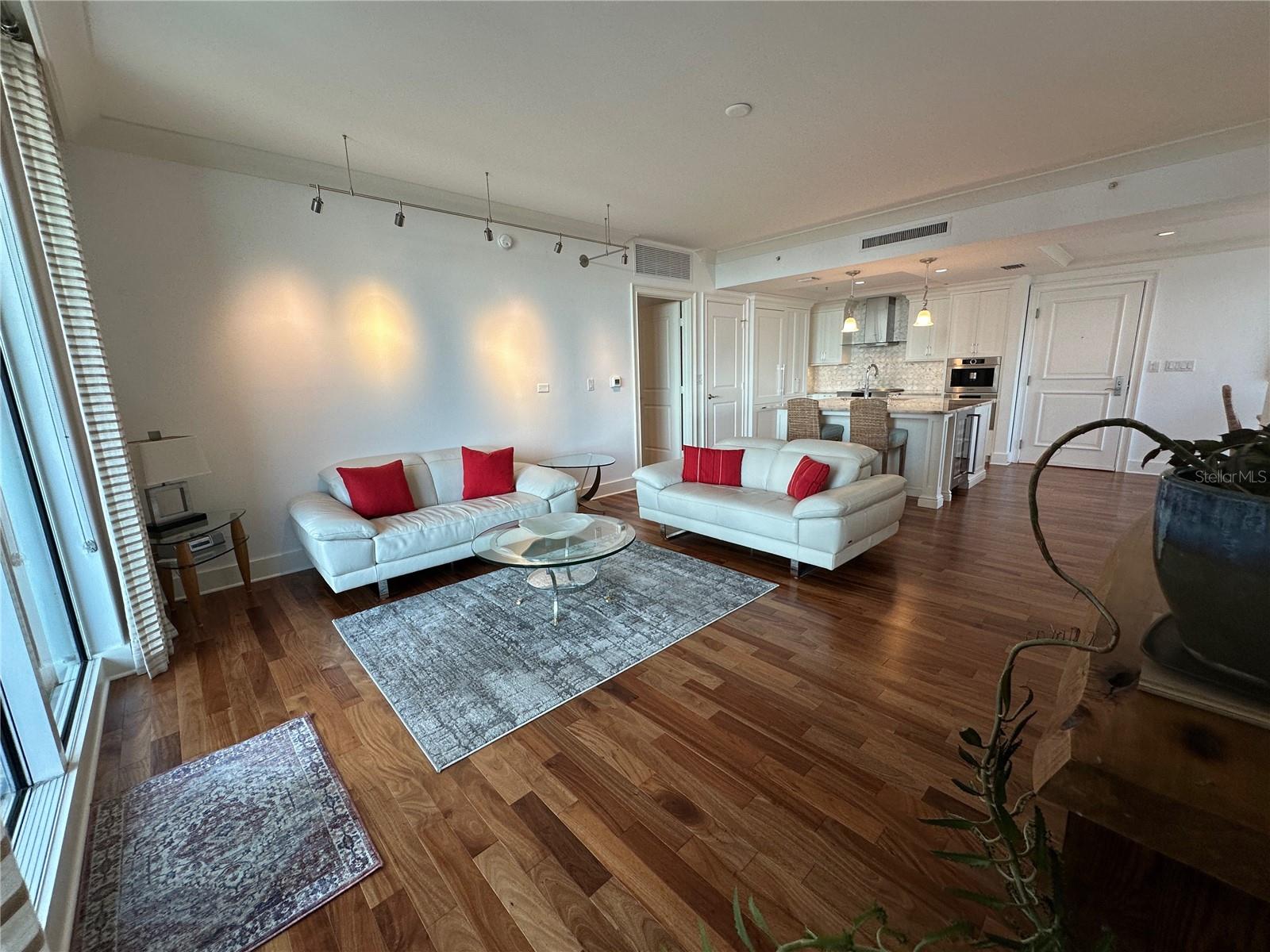 1350 MAIN ST #1401, SARASOTA, FL, 34236