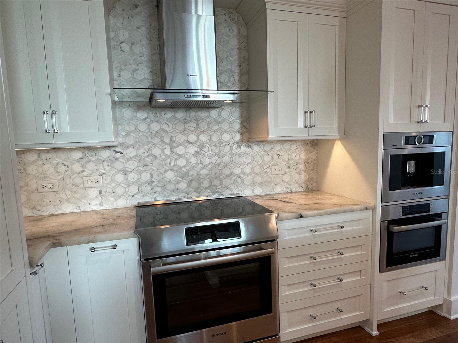 1350 MAIN ST #1401, SARASOTA, FL, 34236