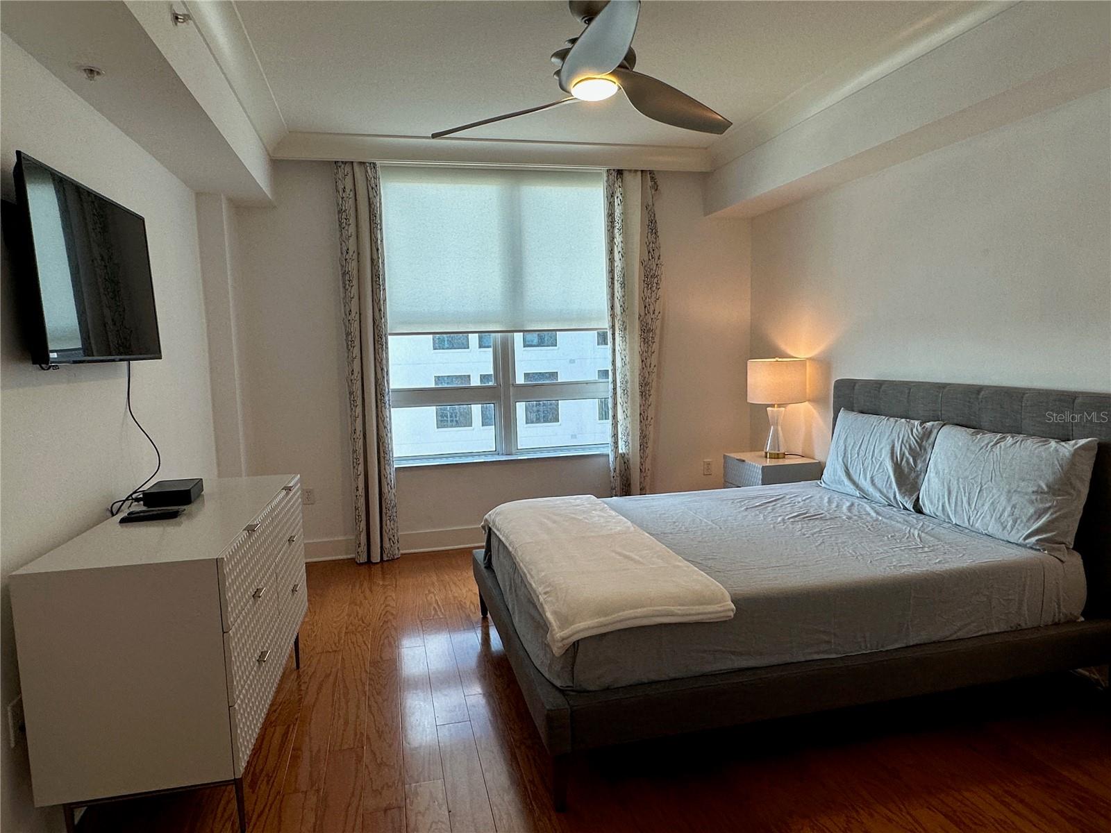 1350 MAIN ST #1401, SARASOTA, FL, 34236