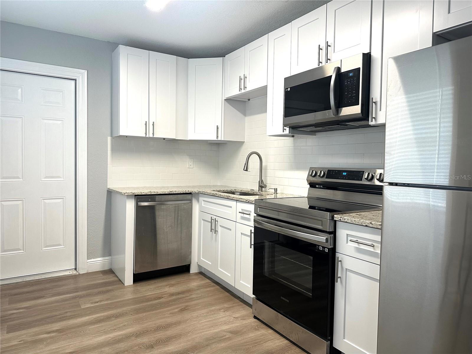 2975 AVENUE G NW, WINTER HAVEN, FL, 33880