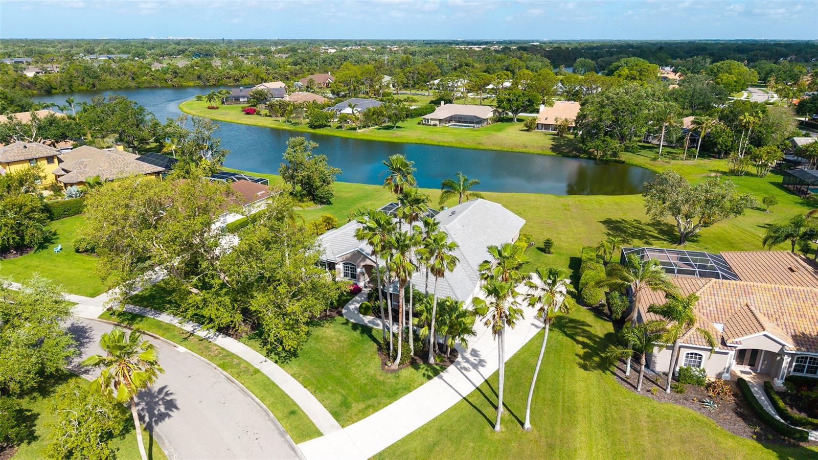 8301 EAGLE LAKE DR, SARASOTA, FL, 34241
