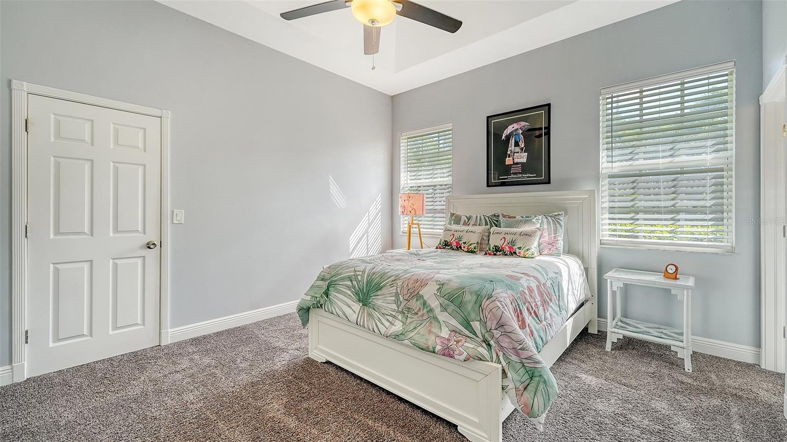 8301 EAGLE LAKE DR, SARASOTA, FL, 34241