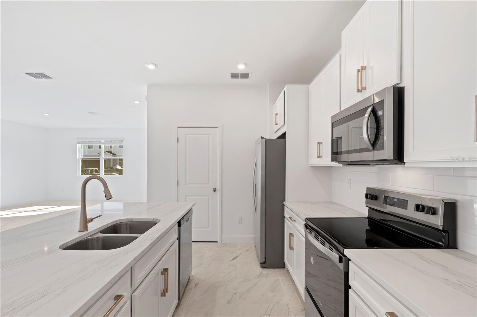 13076 PERGOLA AVE, ORLANDO, FL, 32832