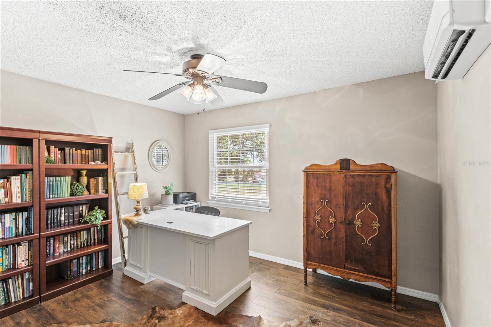 7823 BARON AVE, HOWEY IN THE HILLS, FL, 34737