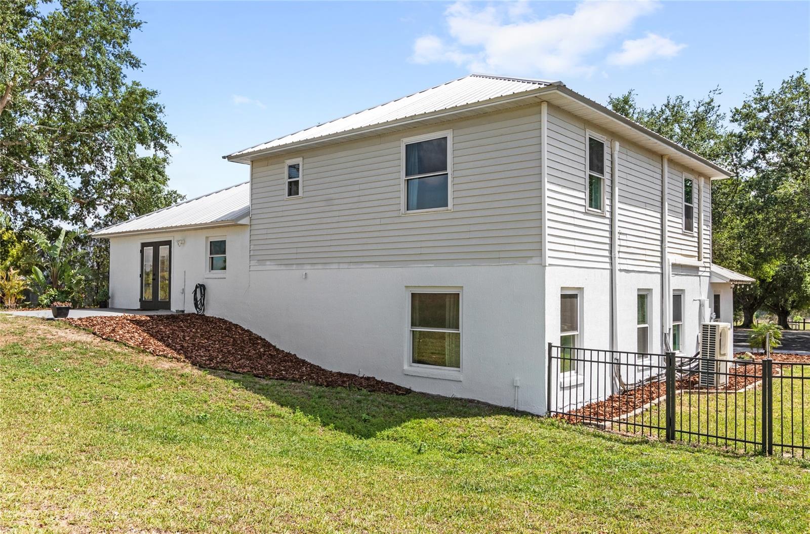 7823 BARON AVE, HOWEY IN THE HILLS, FL, 34737