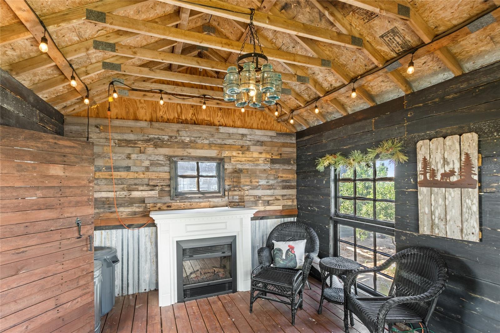 7823 BARON AVE, HOWEY IN THE HILLS, FL, 34737