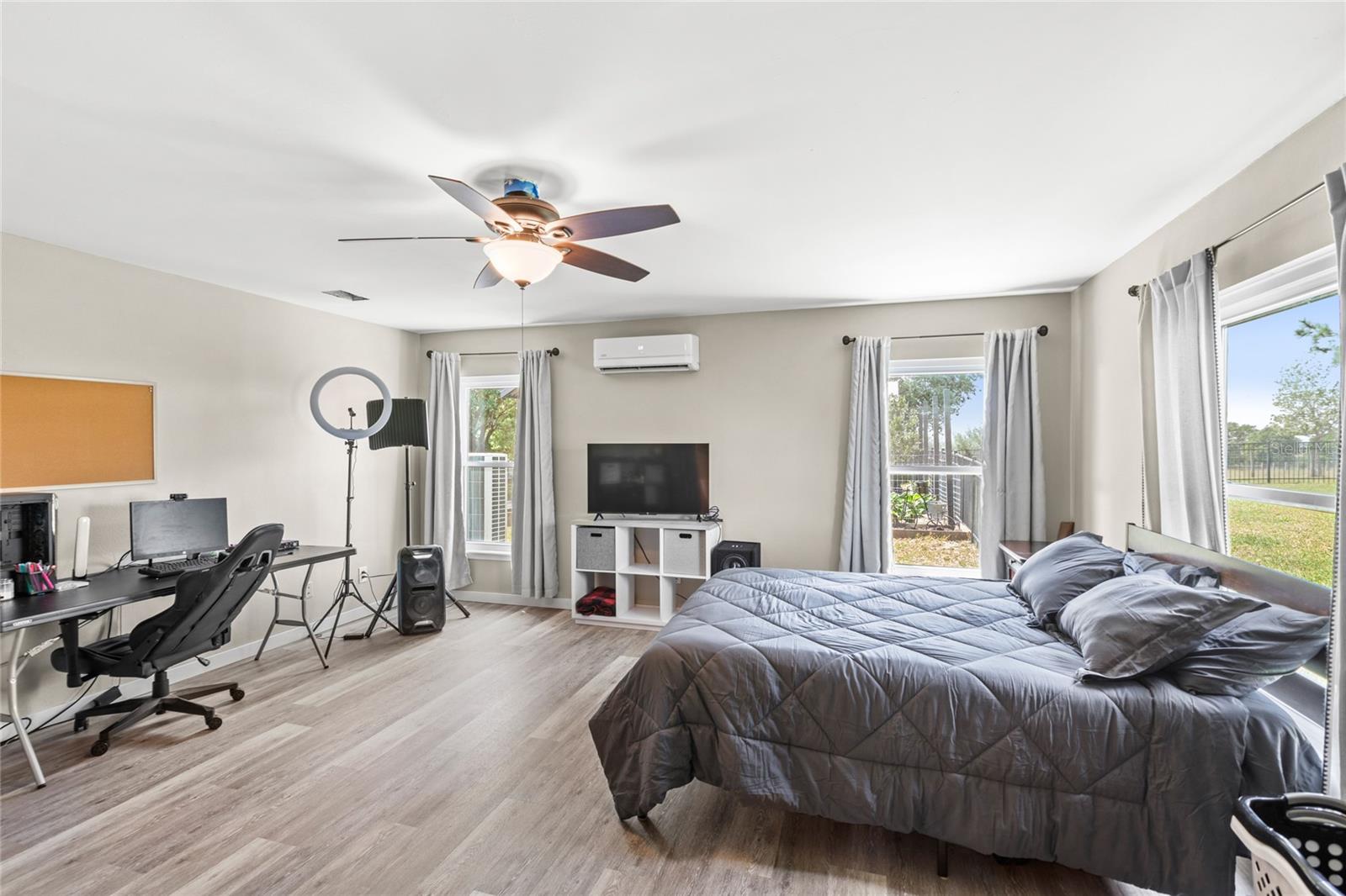 7823 BARON AVE, HOWEY IN THE HILLS, FL, 34737